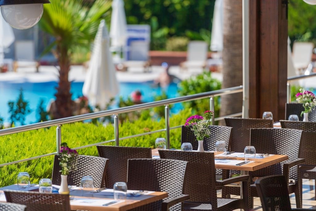 bars-snack-lounge-bar