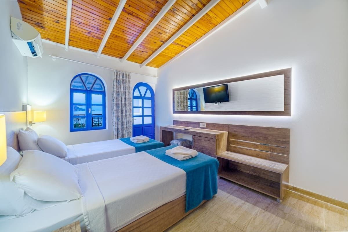 rooms-standart-sea-view-wiht-balcony