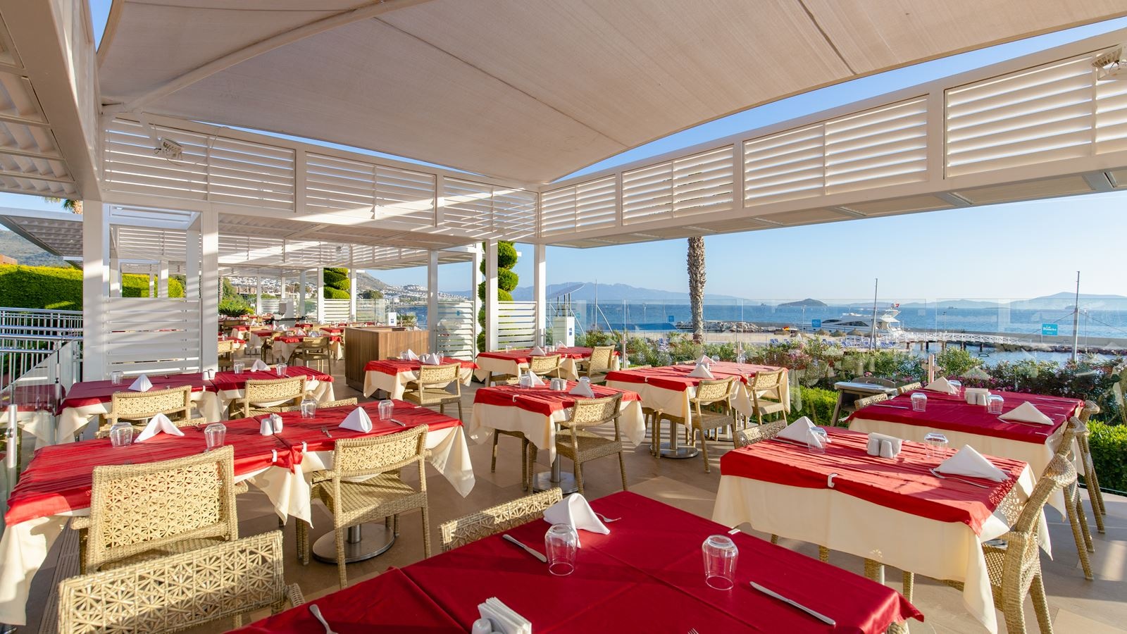 restaurants-gardenya-main-restaurant