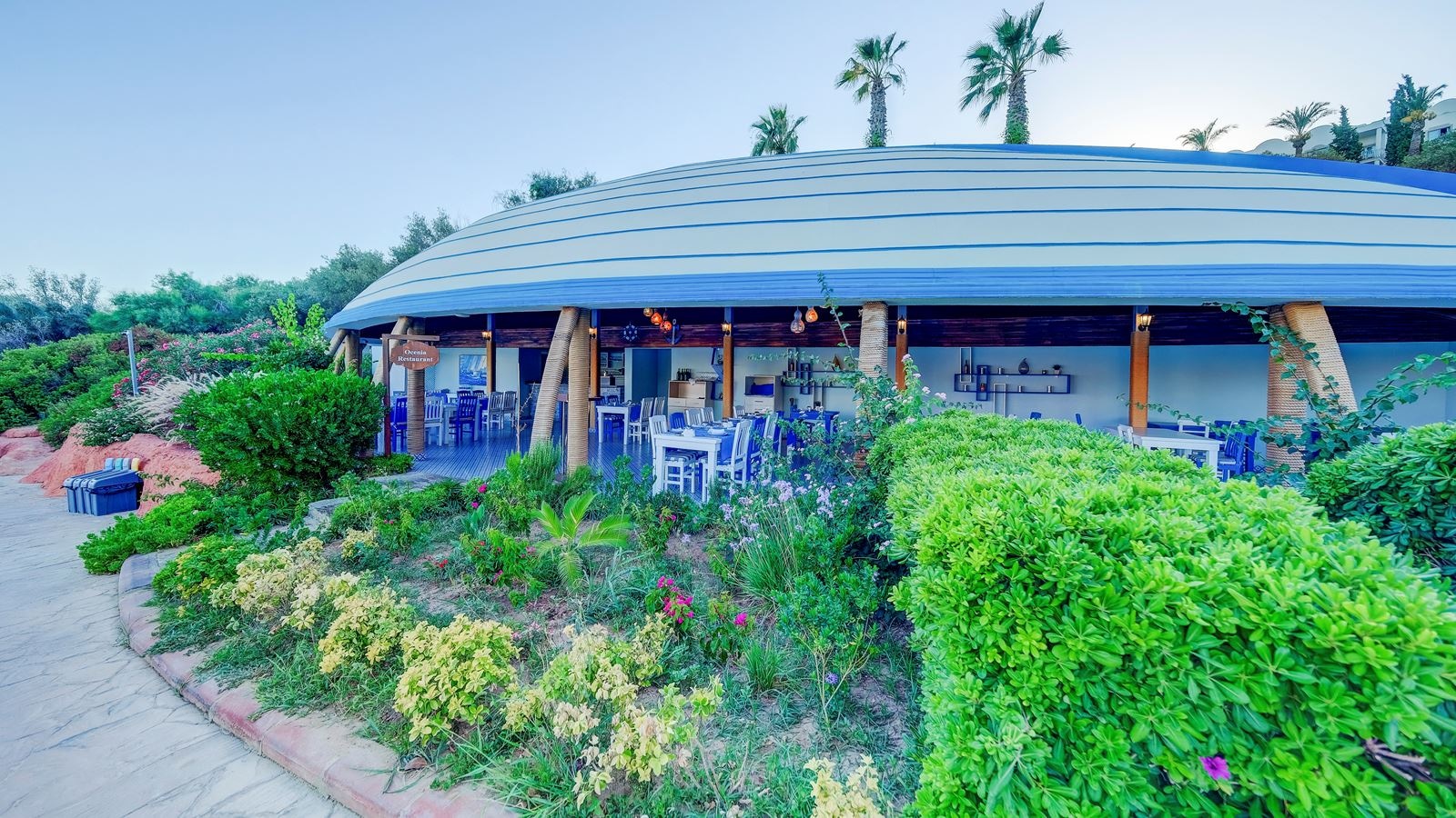 restaurants-the-ocenia-restaurant