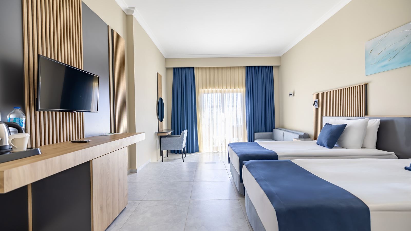 rooms-main-building-standard-sea-view-room