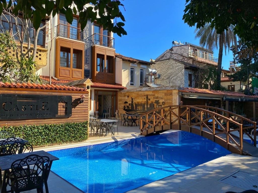 general-main-building