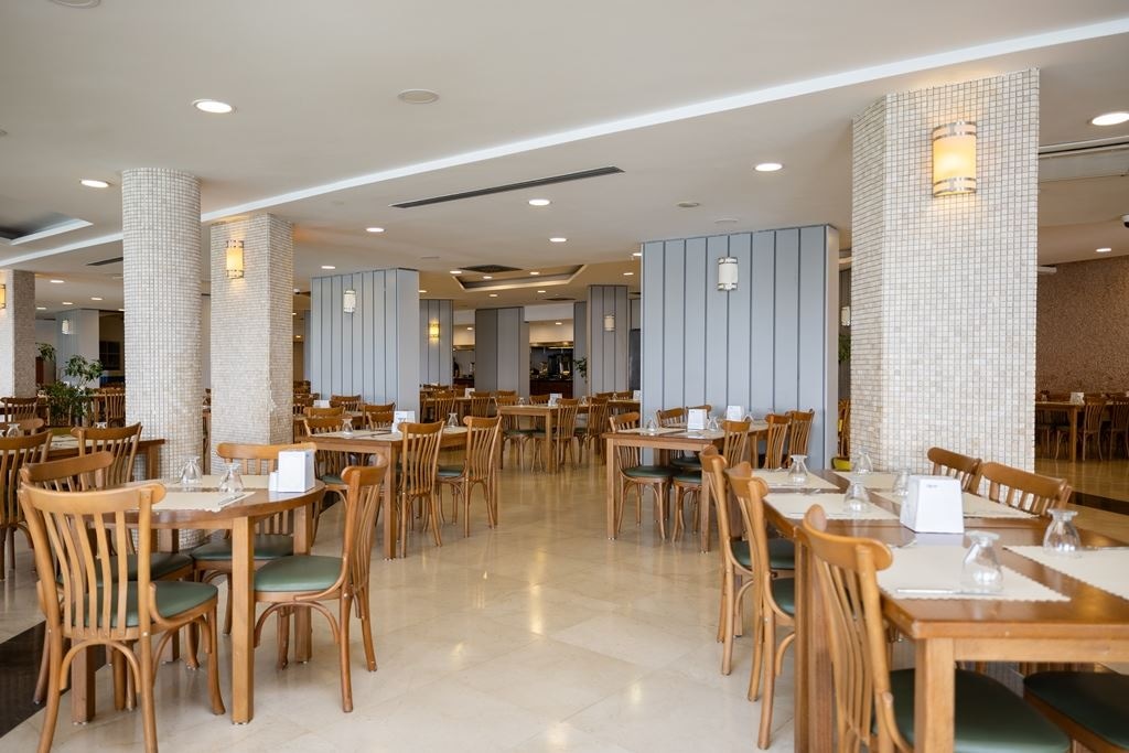 restaurants-main-restaurant