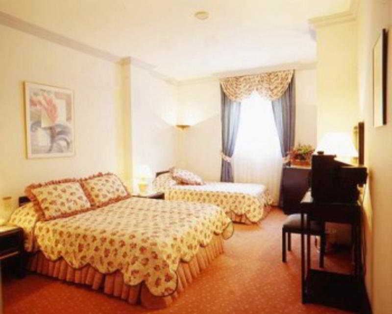 rooms-triple-standard