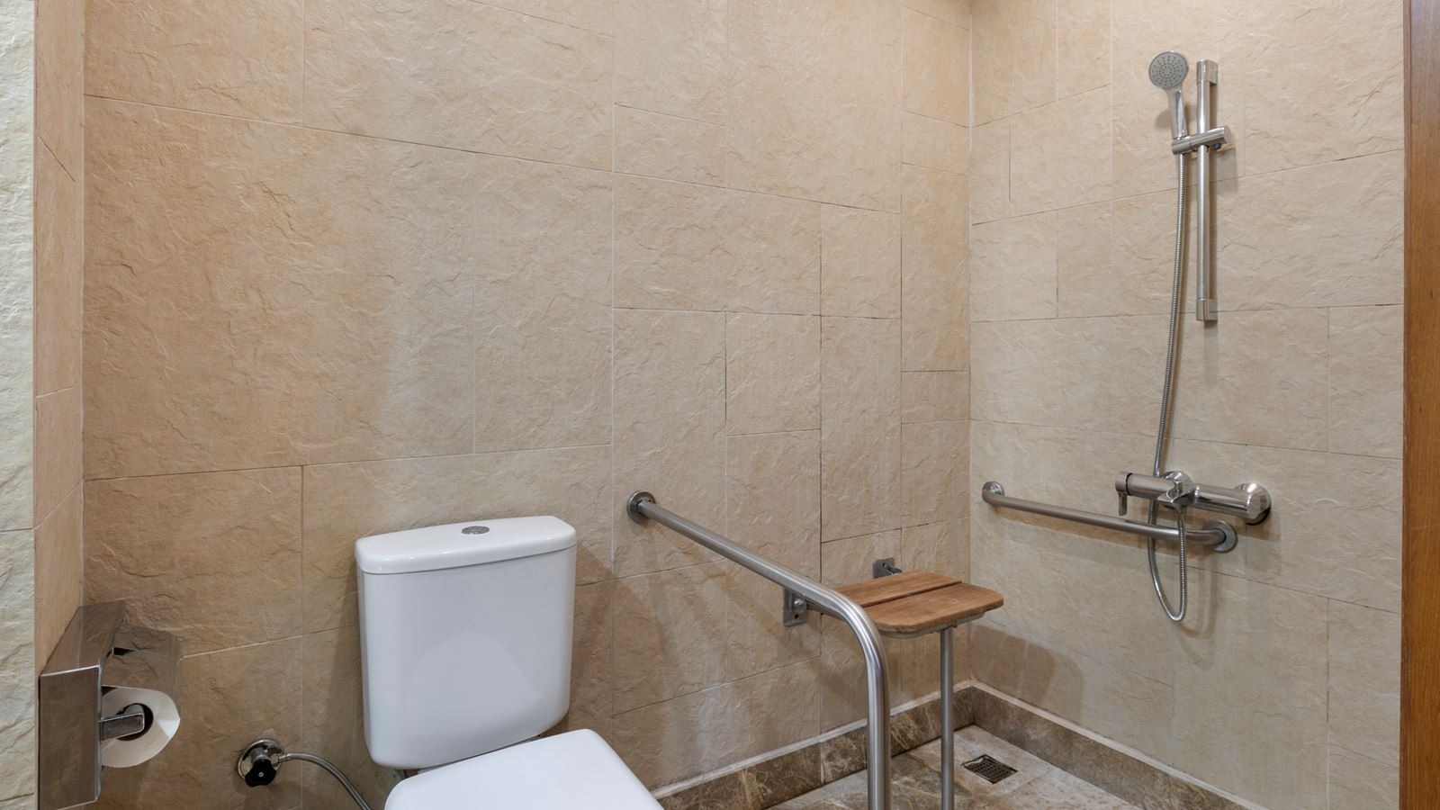 rooms-handicapped-room