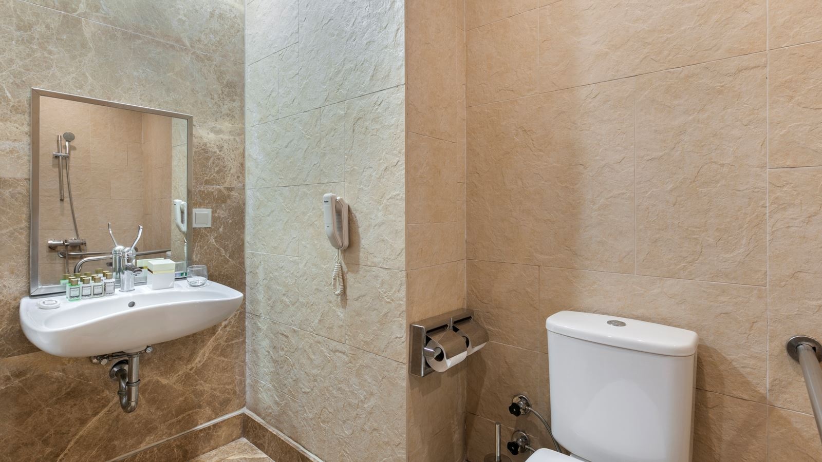 rooms-handicapped-room