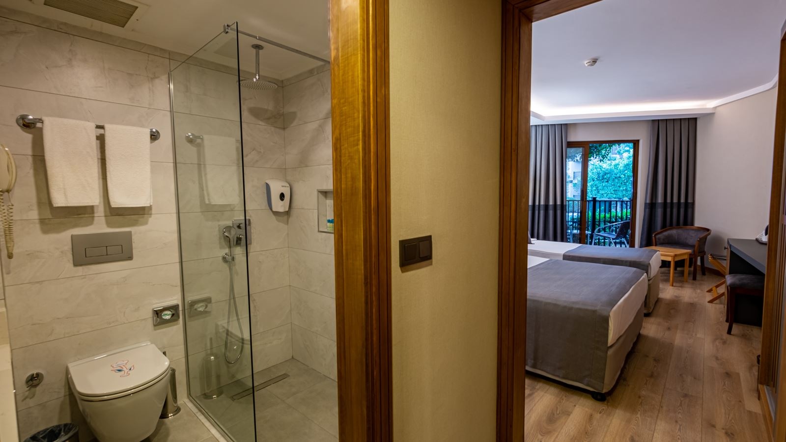 rooms-standard-room-land-view-type-1