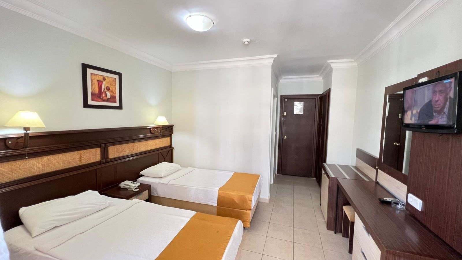 rooms-hotel-standard-room