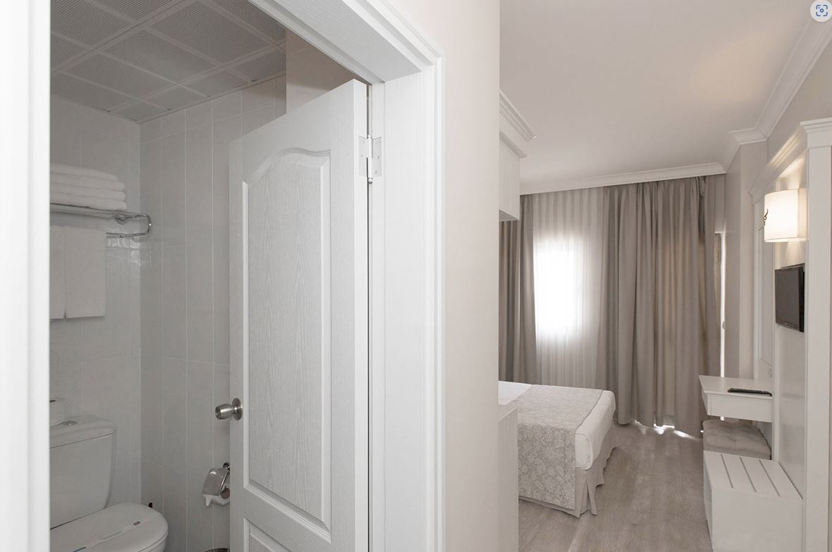 rooms-standard-room-sea-view