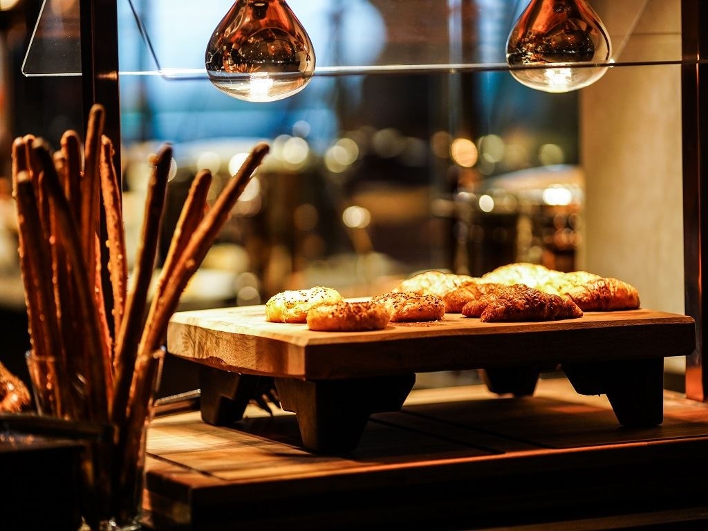 restaurants-ana-restaurant