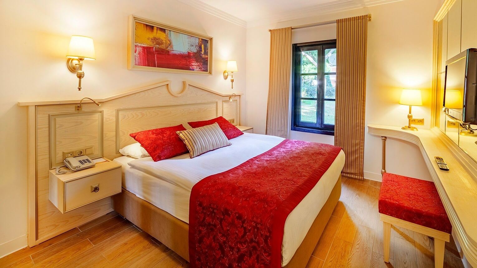 rooms-club-dublex-family-room