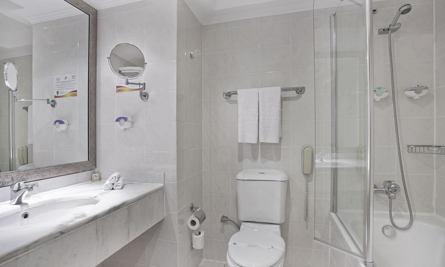 rooms-main-building-sea-view