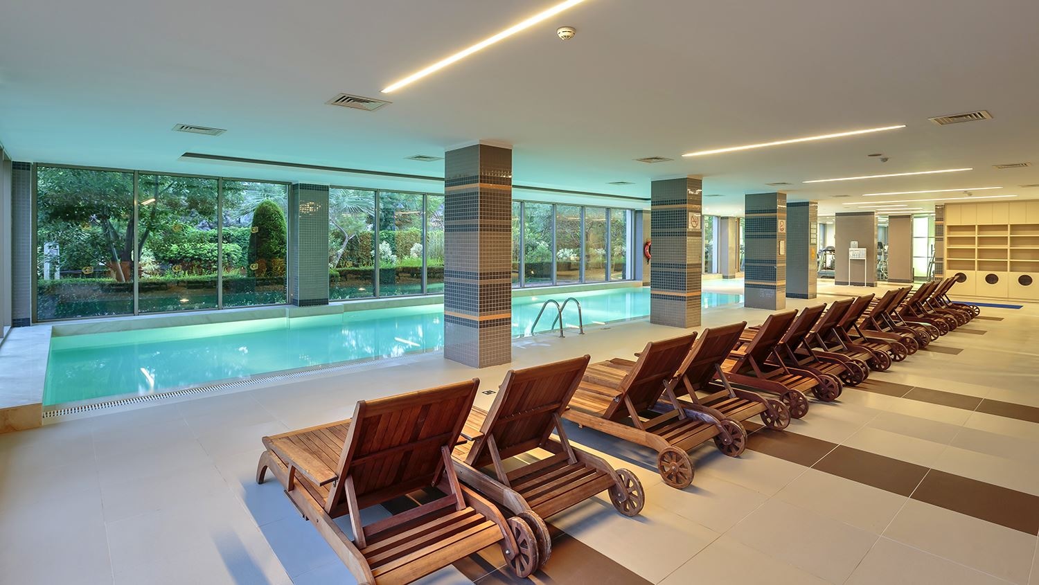 pools-indoor-pool