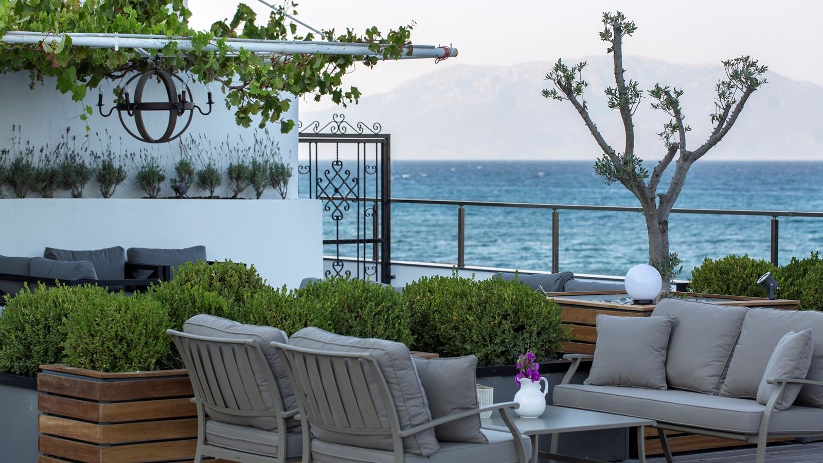 bars-bakus-luna-lounge