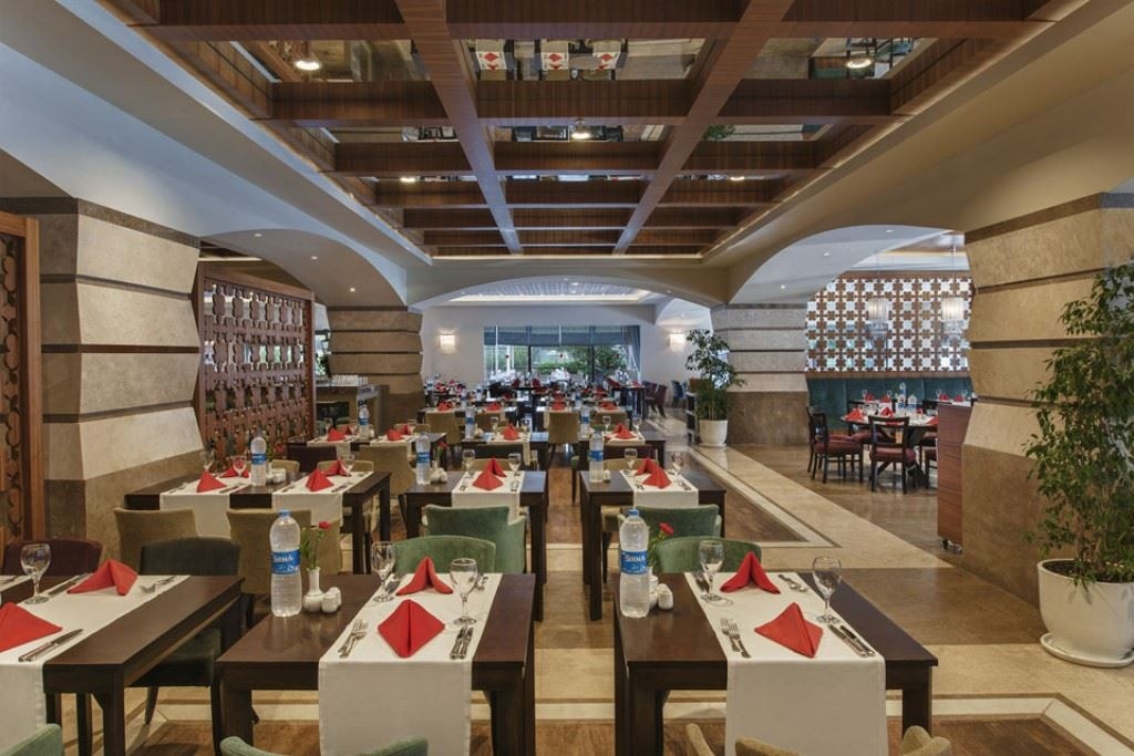 restaurants-kybele-restaurant