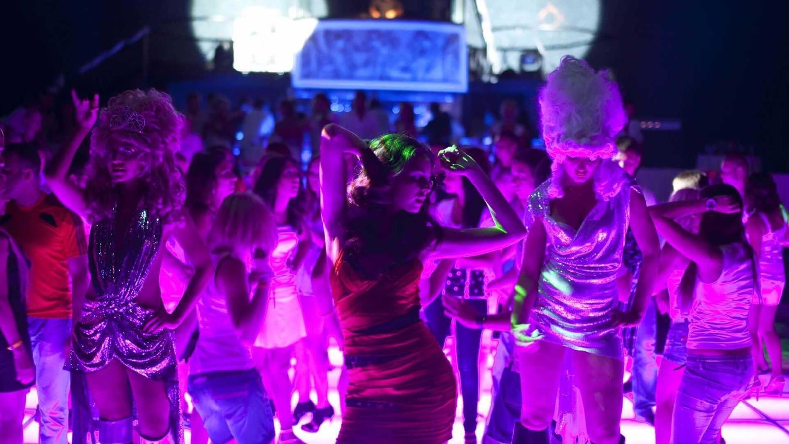 bars-dolce-loin-night-club-bar