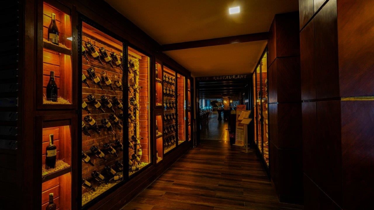 restaurants-main-restaurant