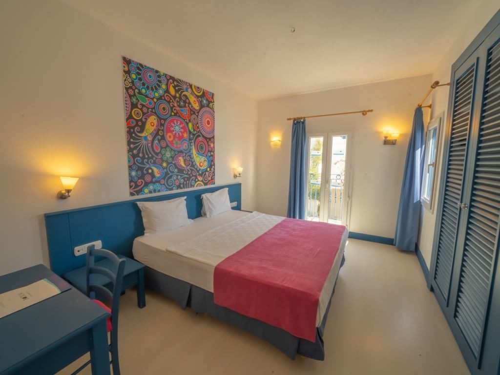 rooms-club-standard-room