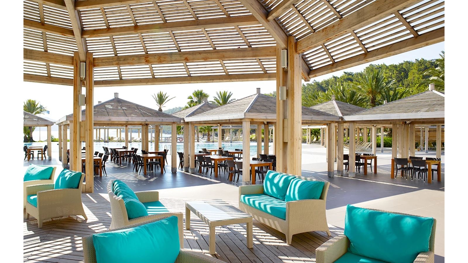restaurants-laguna-lounge