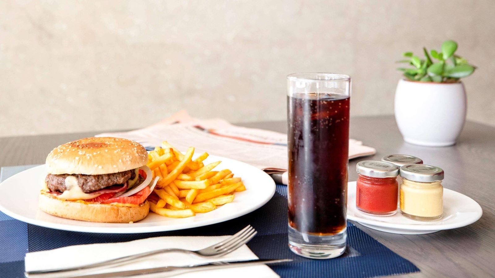 restaurants-restaurants