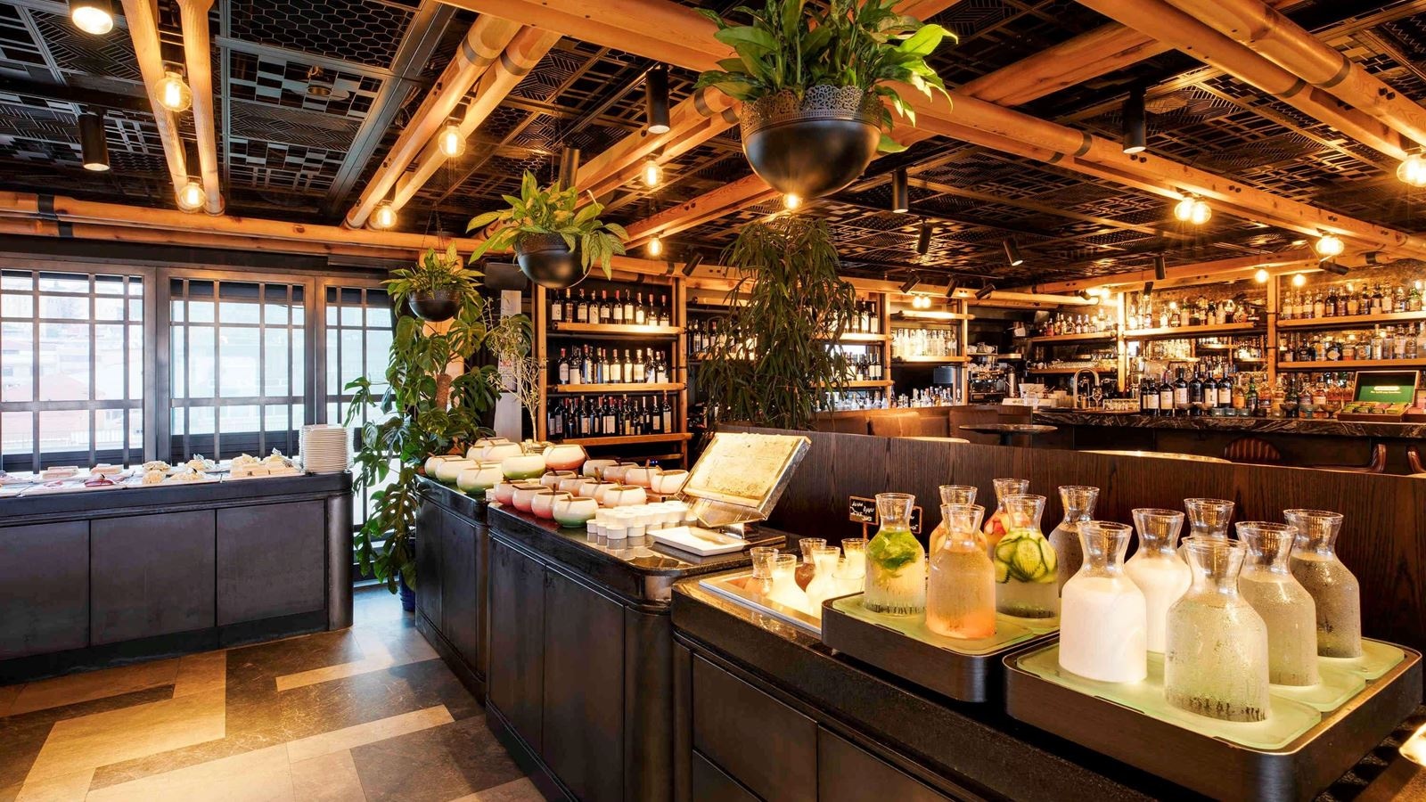 restaurants-restaurants