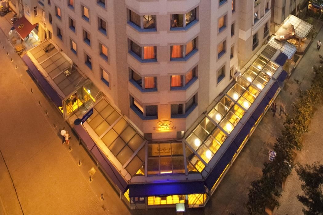 general-main-building