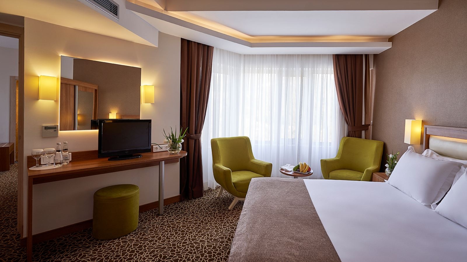 rooms-family-room-garden