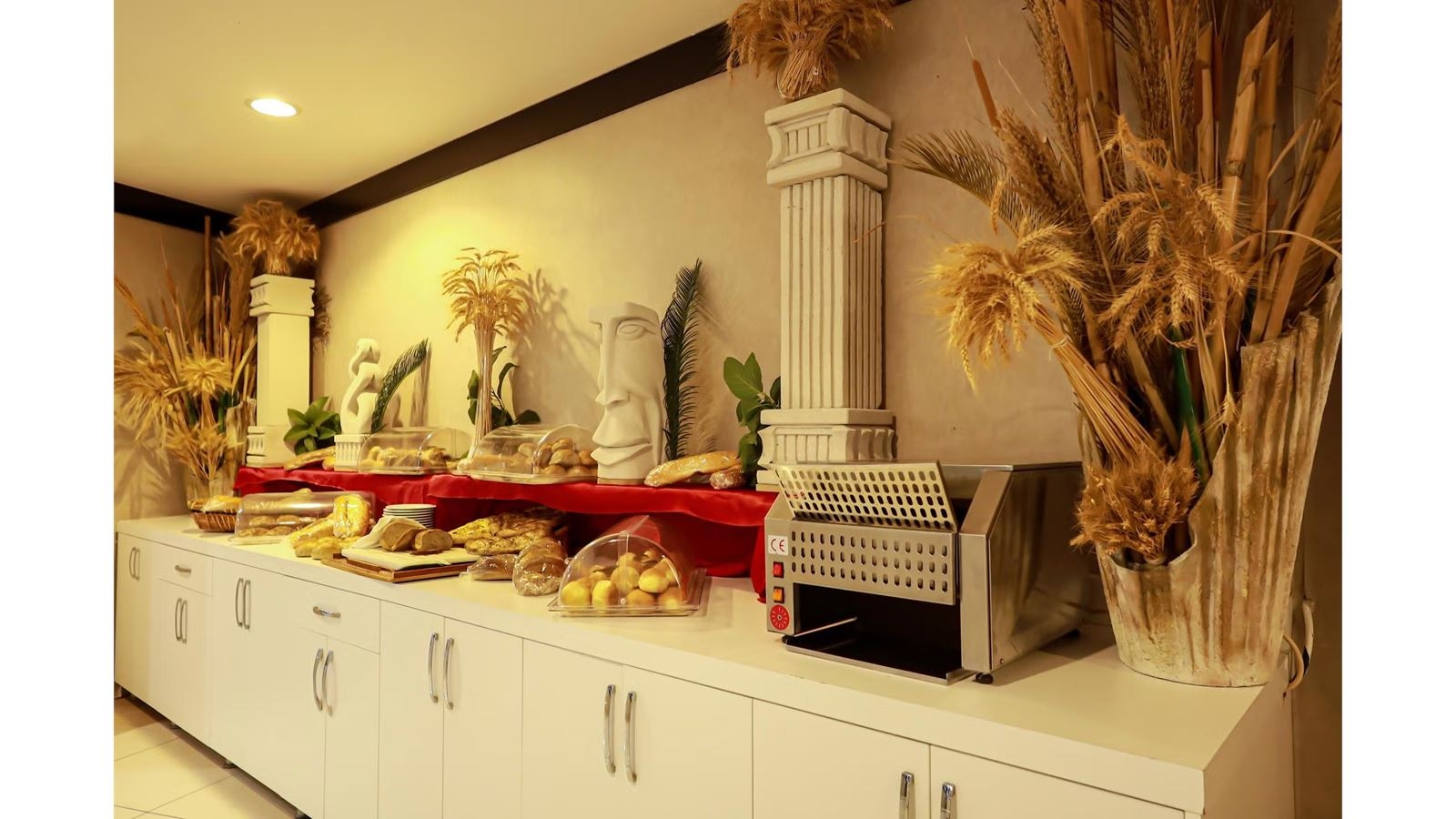 restaurants-main-restaurant