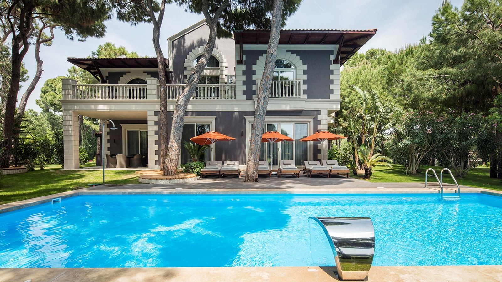 rooms-albatross-villa-deluxe