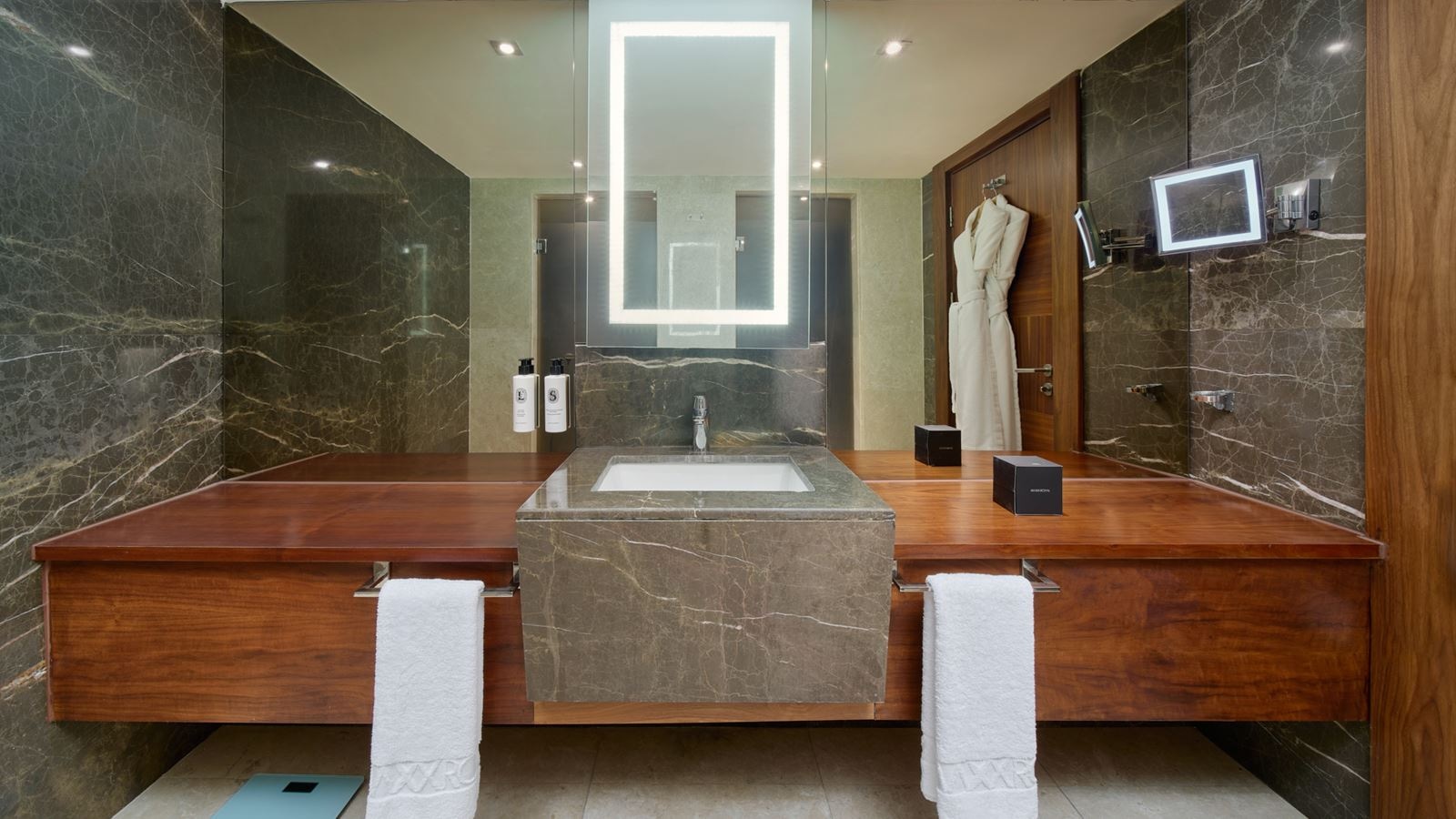 rooms-laguna-duplex-suite