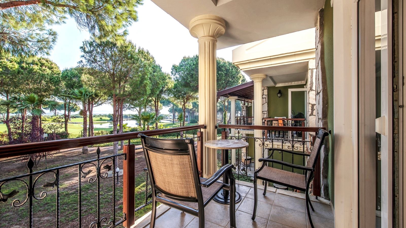 rooms-family-double-room-superior-village-connecting-door-fam2