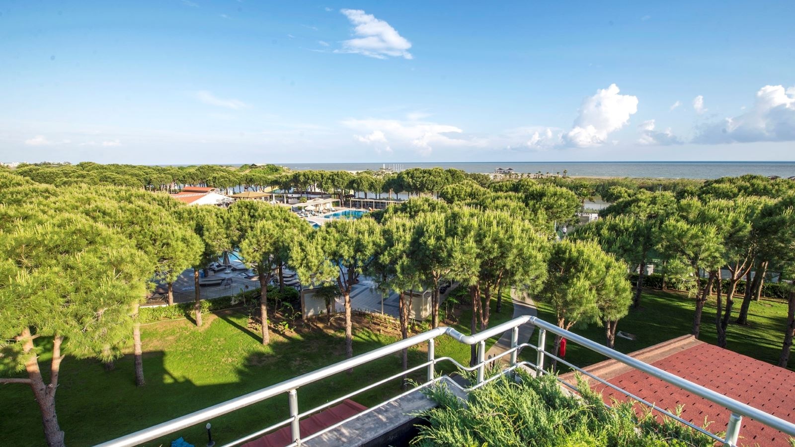 rooms-suite-superior-sea-side-sui1