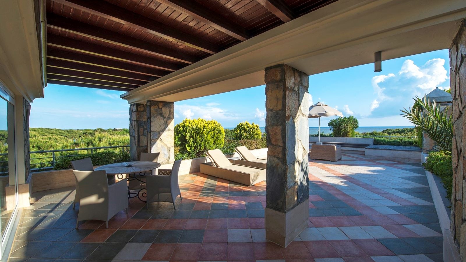 rooms-suite-superior-sea-side-sui1