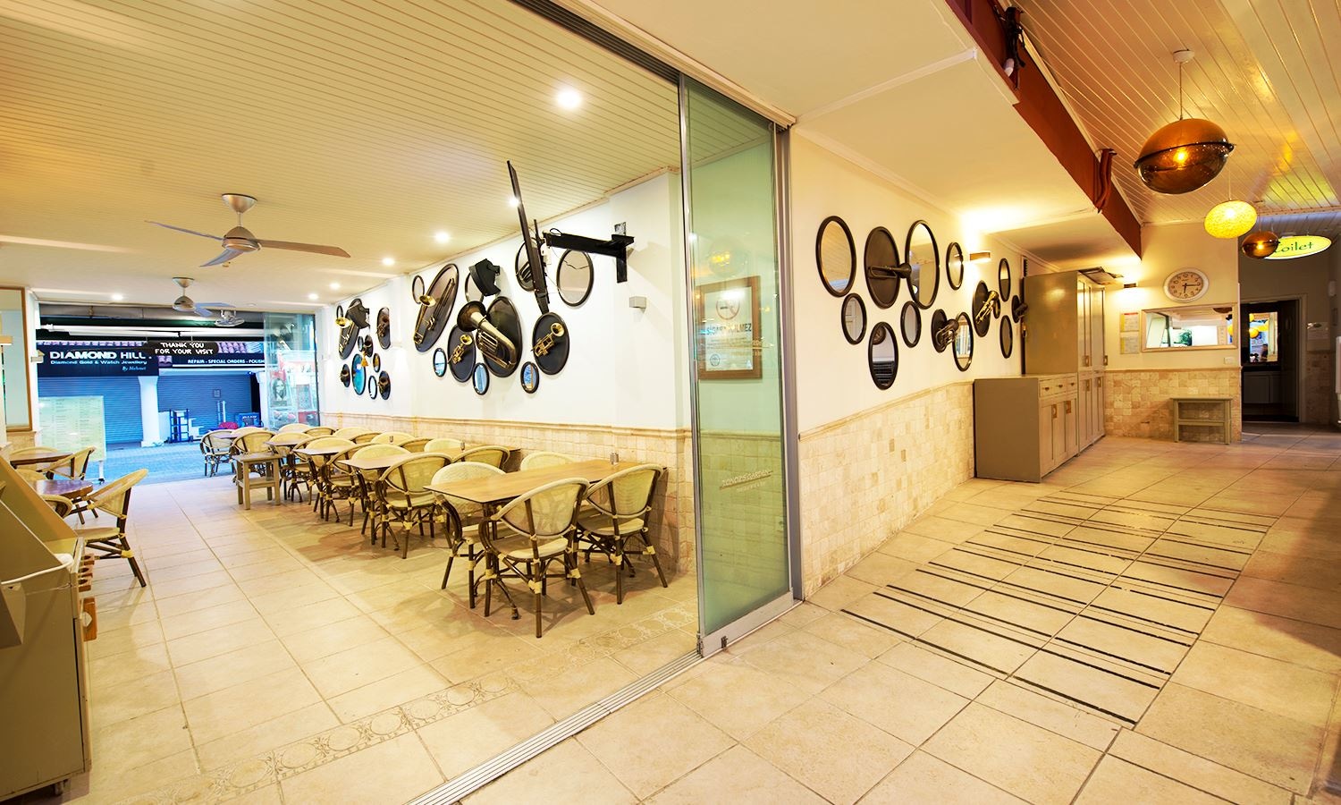 restaurants-tonoz-restaurant