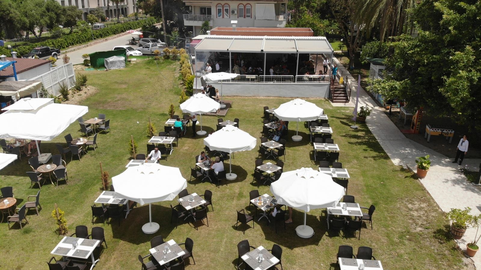 restaurants-restaurants