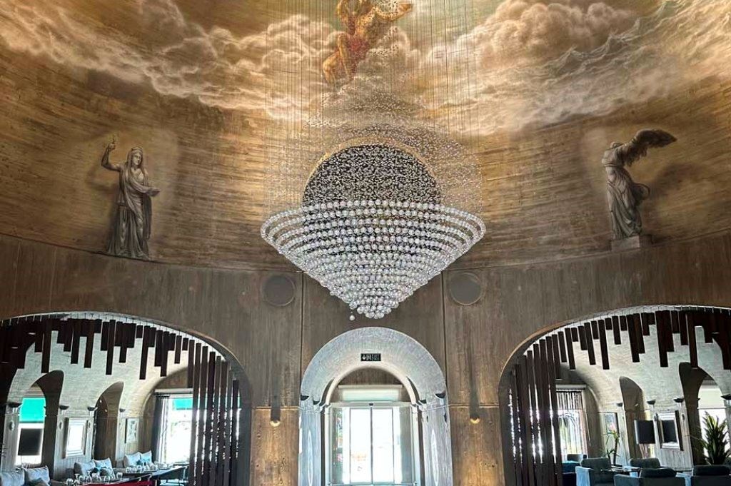 restaurants-main-restaurant