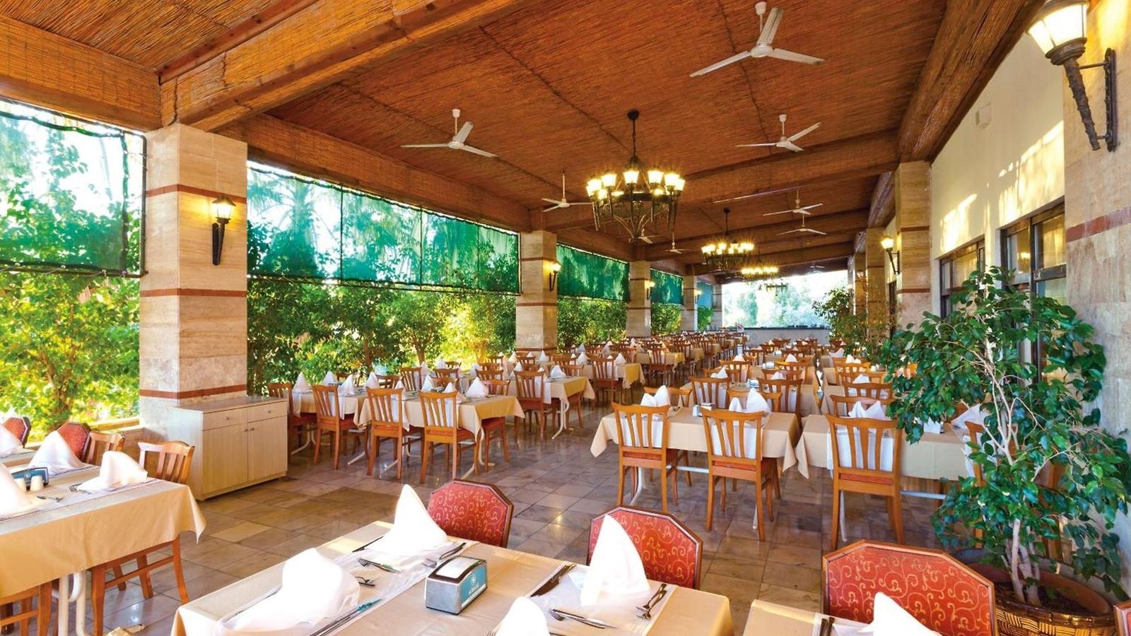 restaurants-main-restaurant