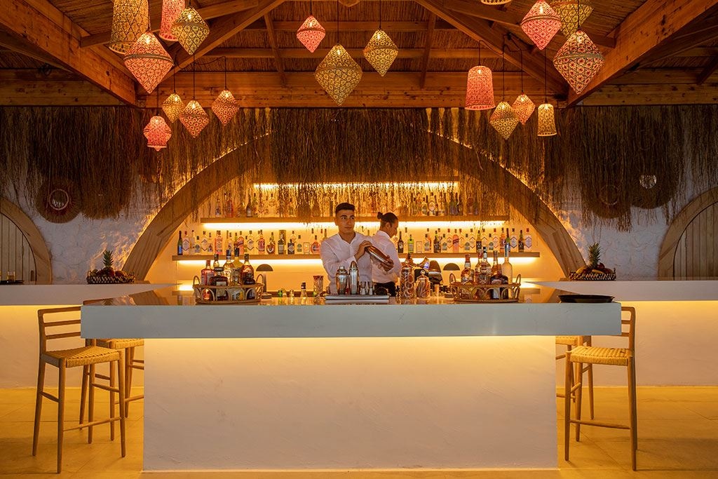 bars-chimaira-beach-club