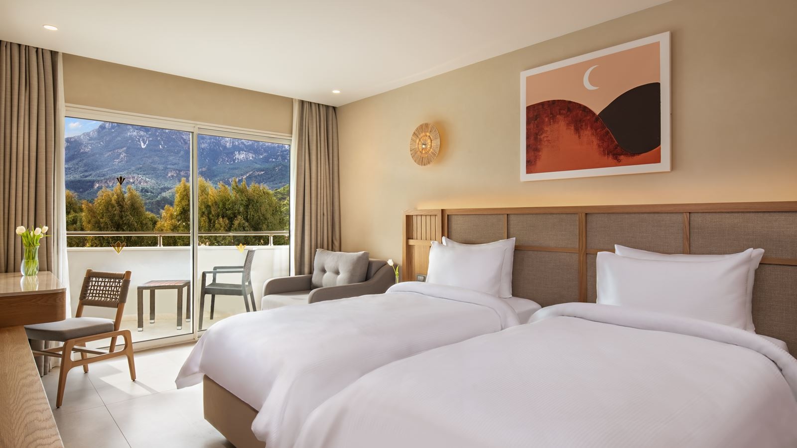 rooms-deluxe-family-suite-garden-view