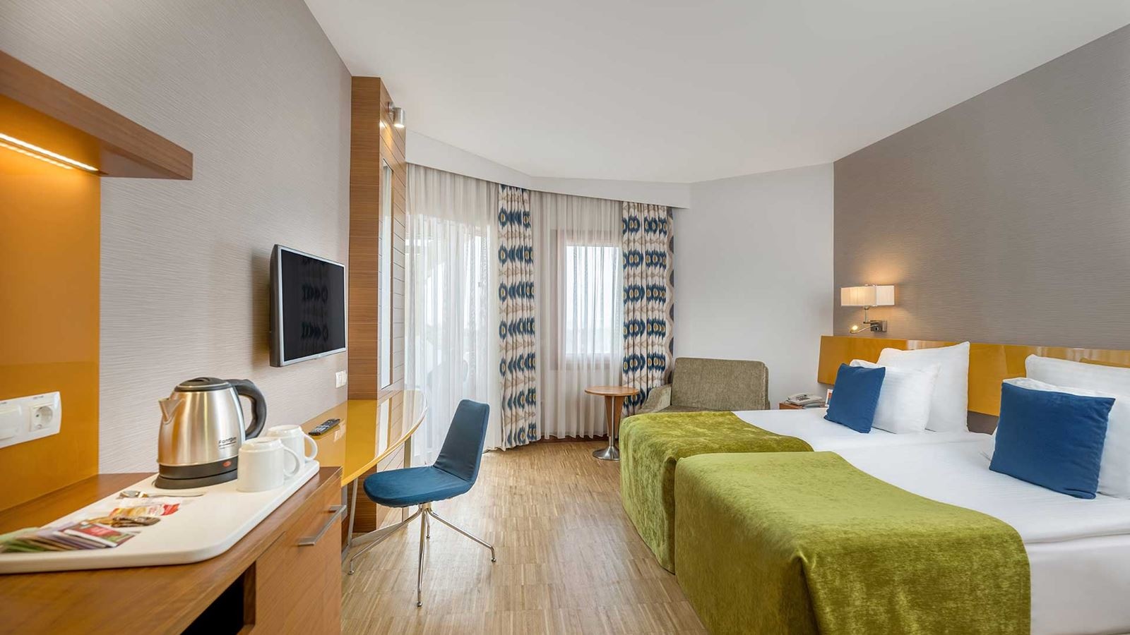 rooms-main-building-superior-standard-room-with-sea-view