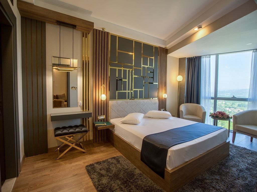 rooms-deluxe-suite-1+1-gol-manzarali