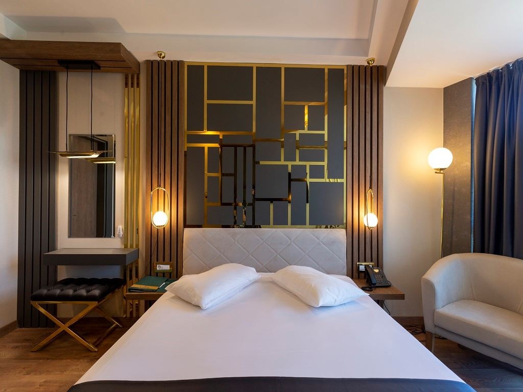 rooms-deluxe-suite-1+1-gol-manzarali