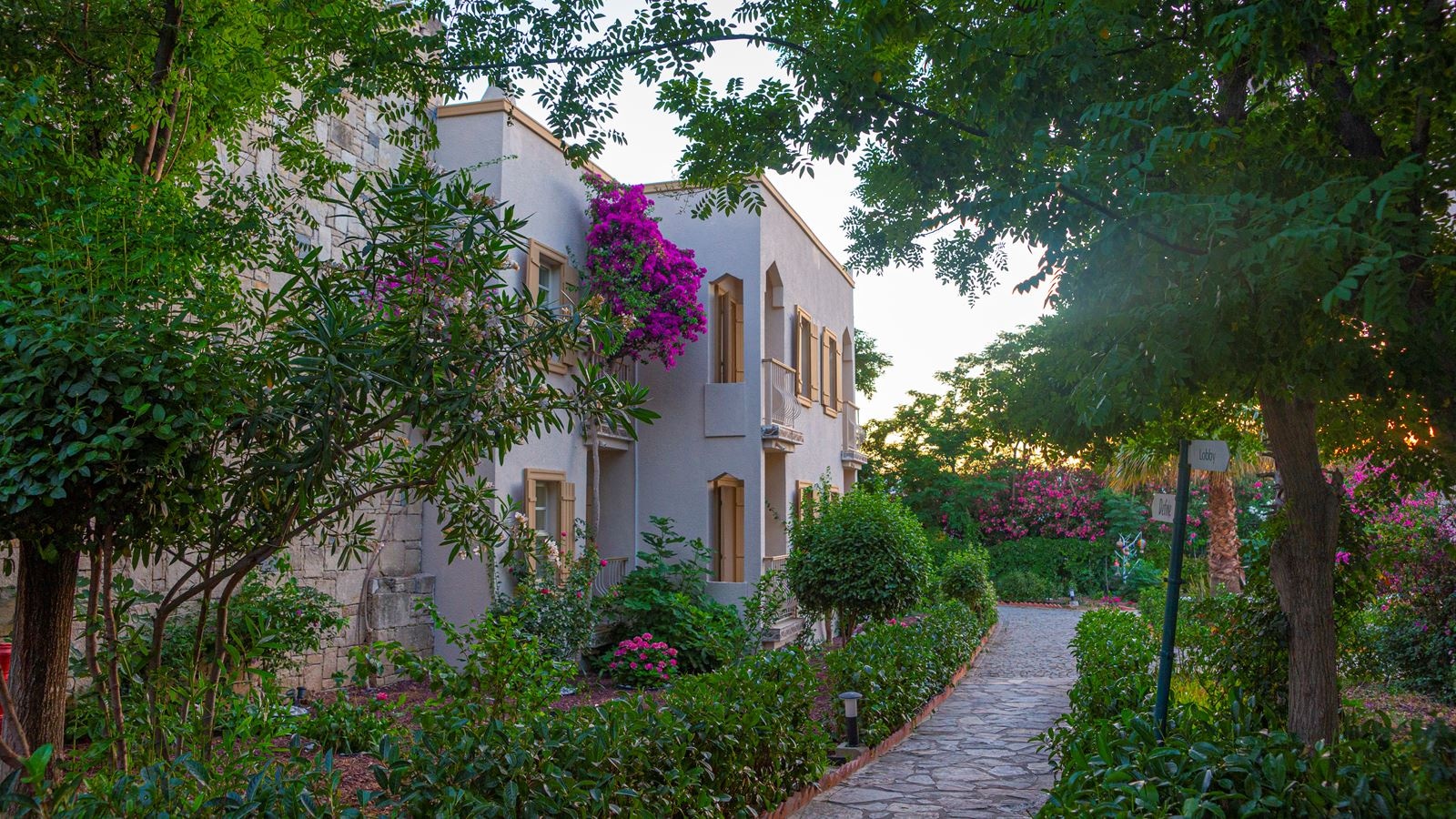 general-main-building