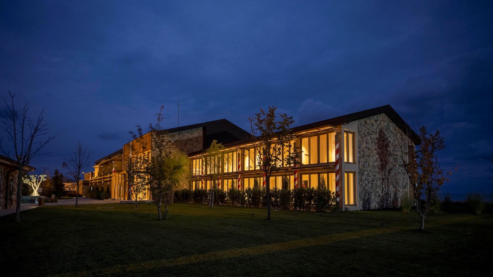 general-main-building