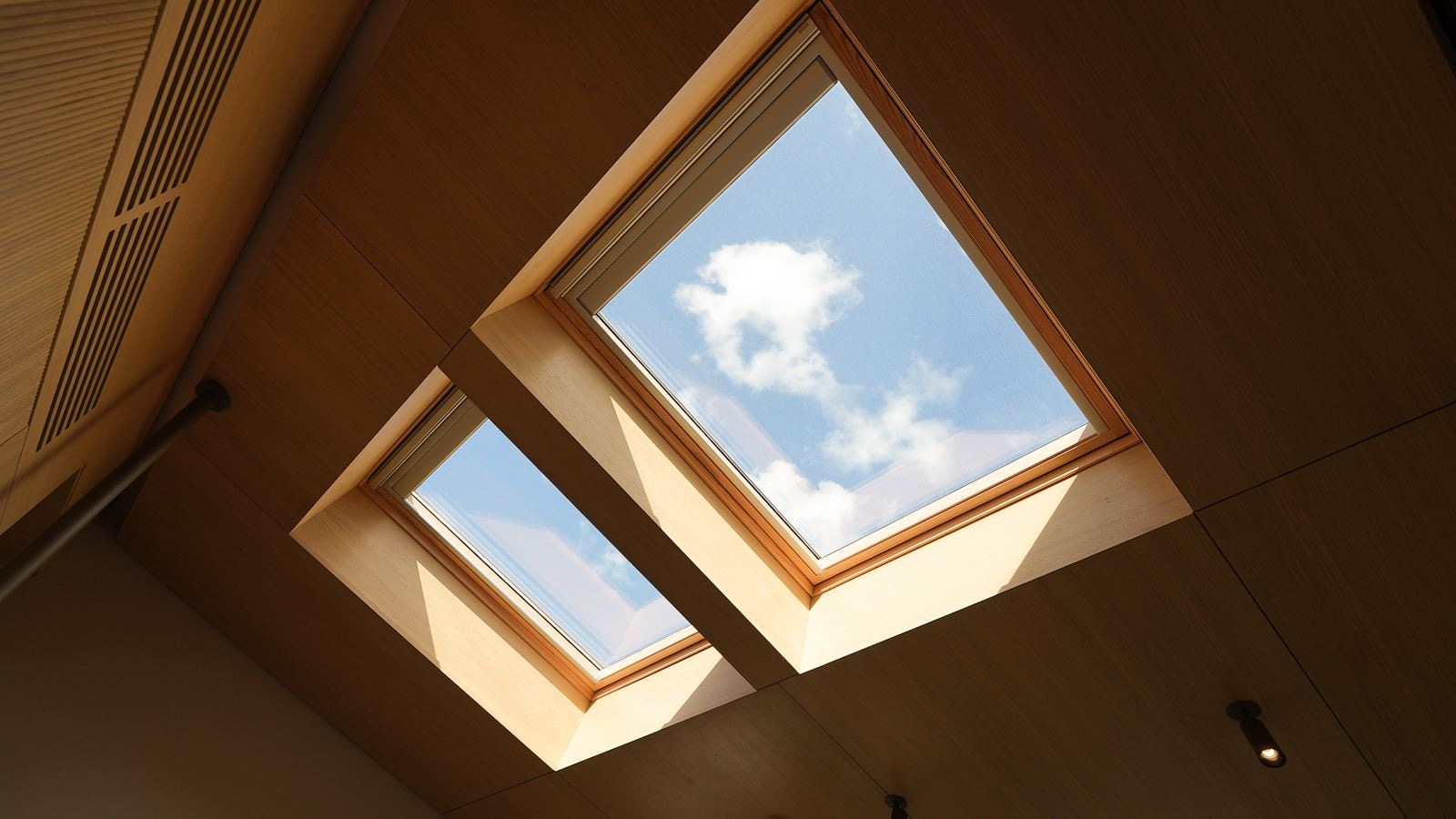 rooms-large-loft-suit-sea-view