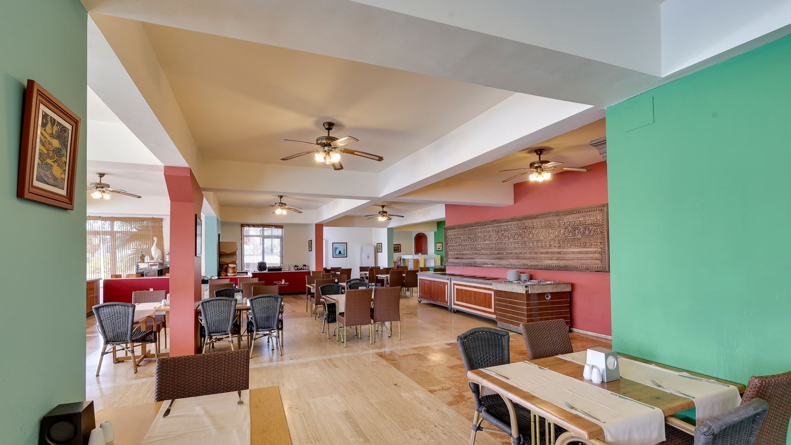 restaurants-main-restaurant