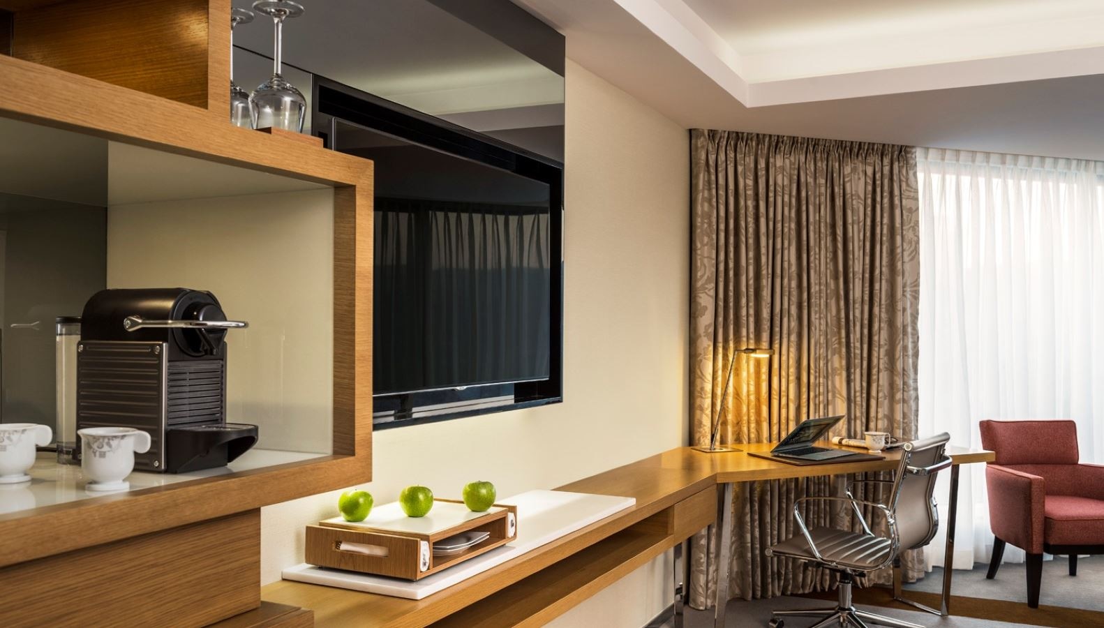 rooms-twin-executive-garden-view