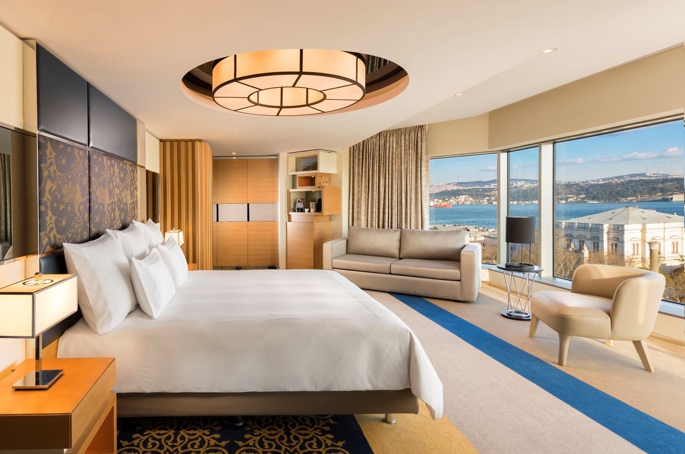 rooms-suite-two-bedrooms-with-terrace