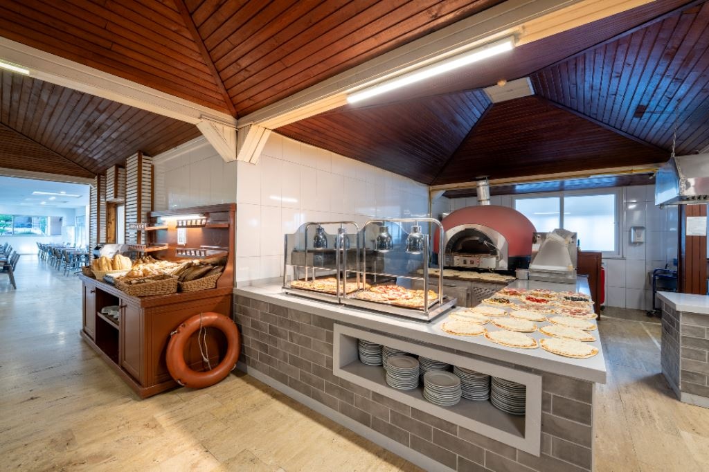 restaurants-madera-main-restaurant