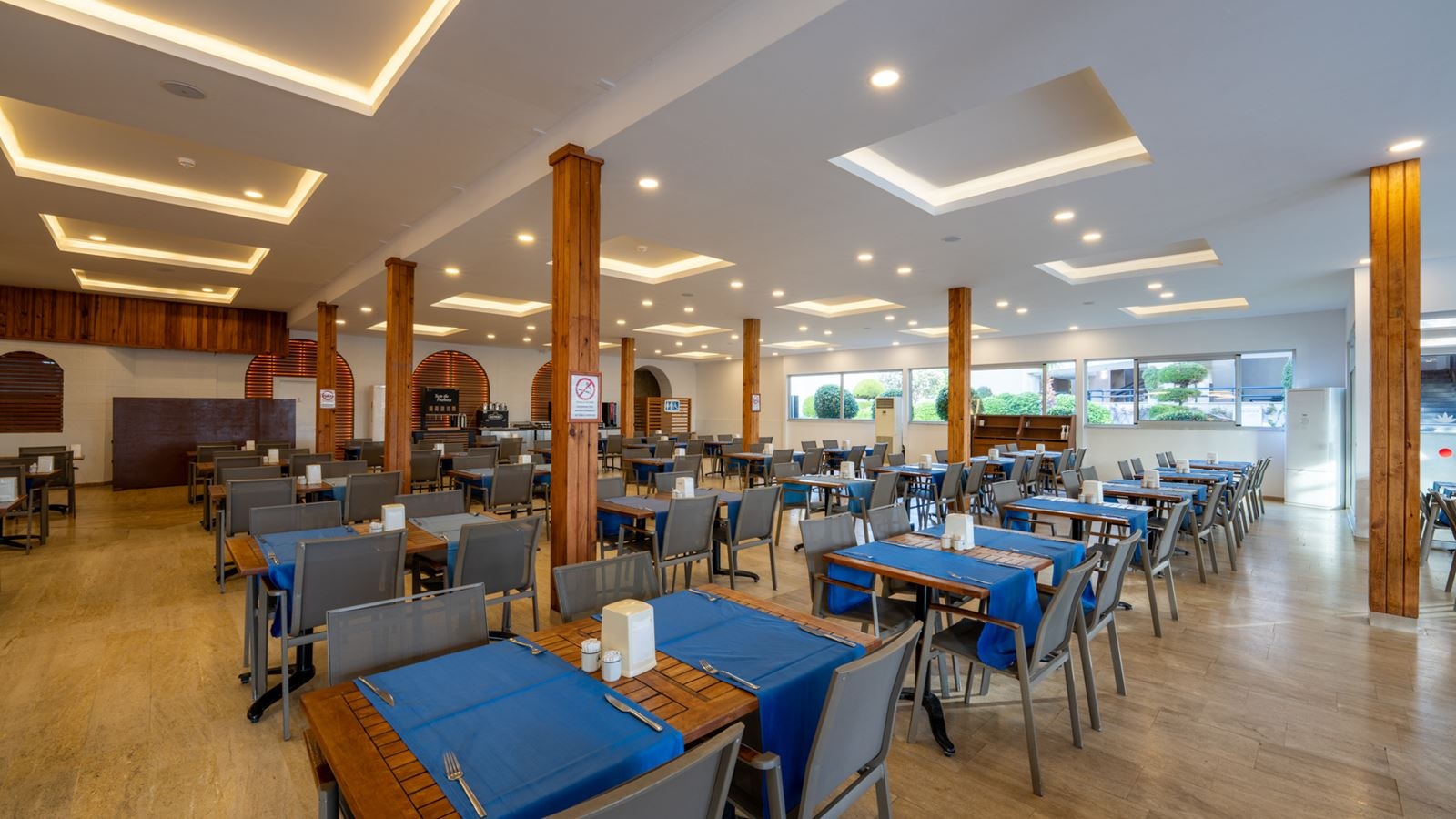 restaurants-madera-main-restaurant